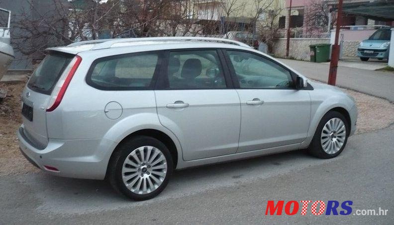 2009' Ford Focus Karavan photo #1