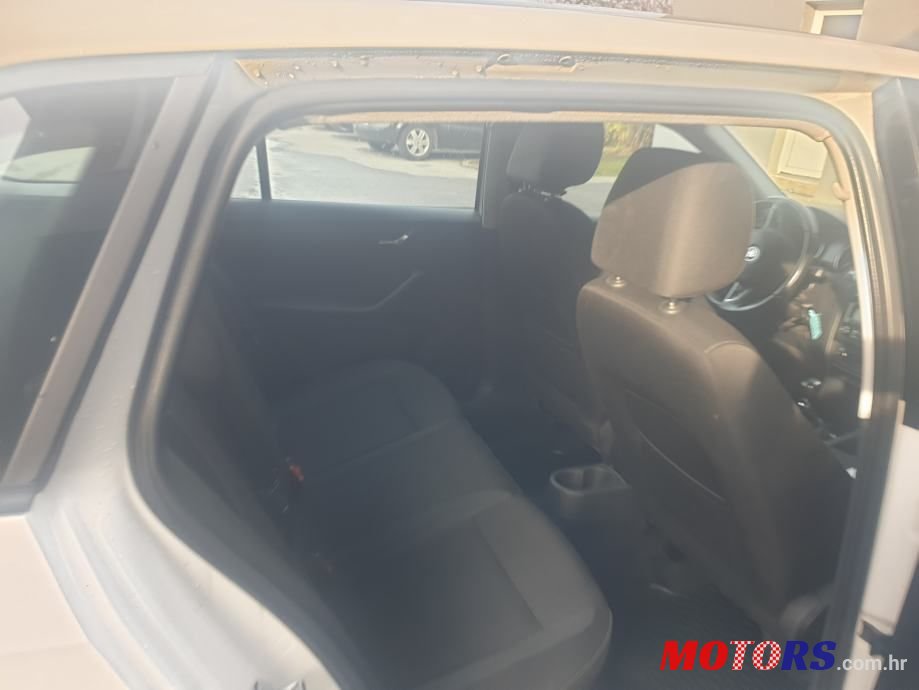 2013' Skoda Rapid 1,2 Tsi photo #6