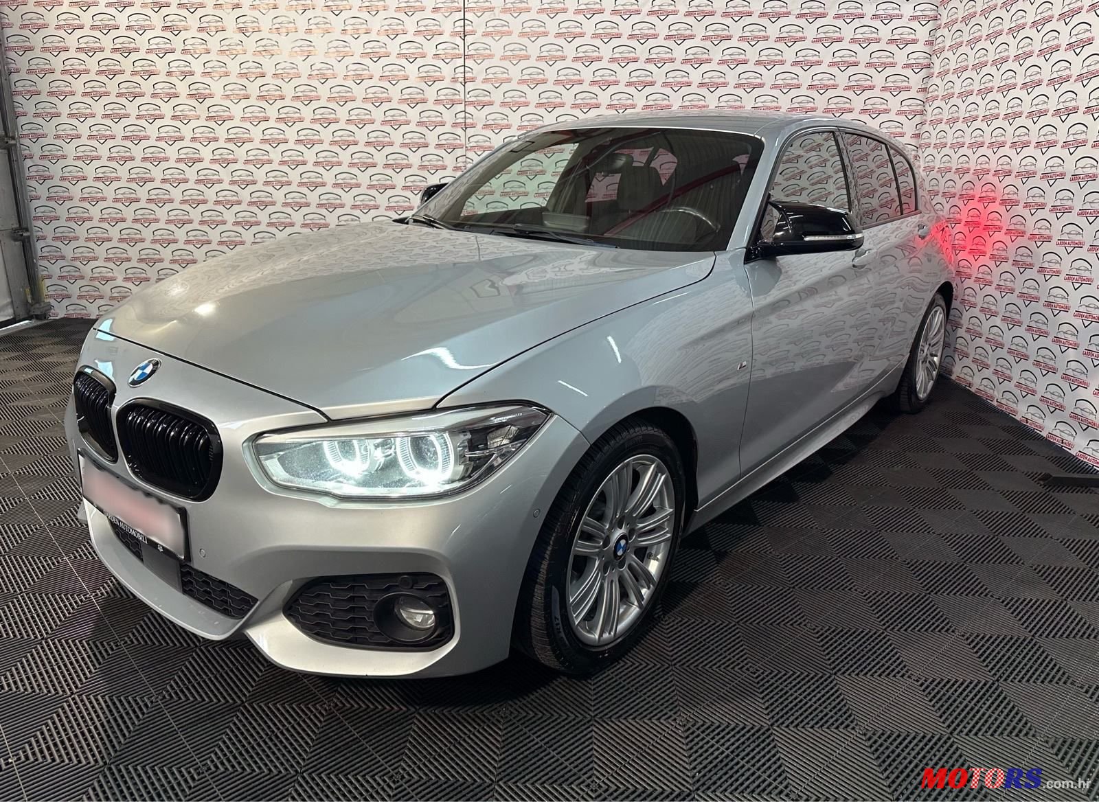 2015' BMW Serija 1 120D photo #2