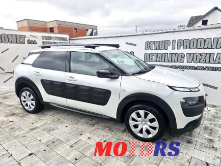 2015' Citroen C4 Cactus 1,6 Bluehdi photo #1