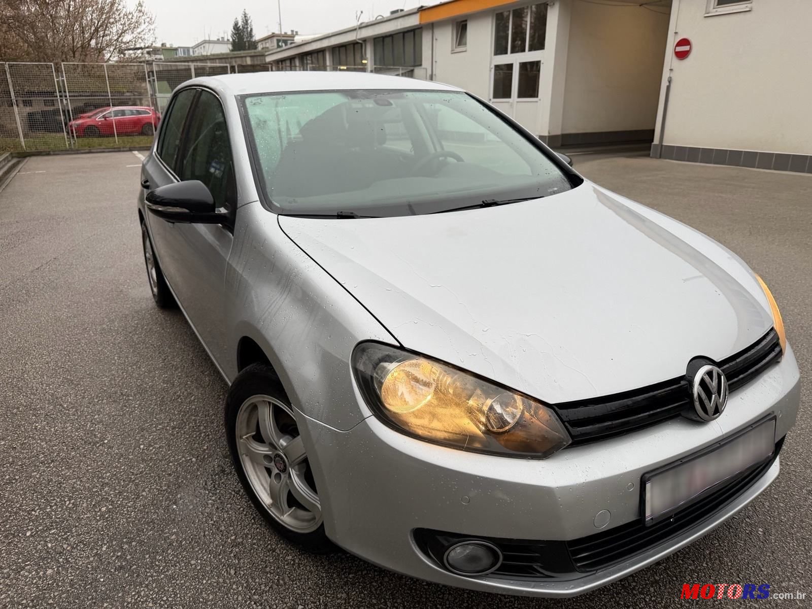2012' Volkswagen Golf VI 1,6 Tdi photo #1
