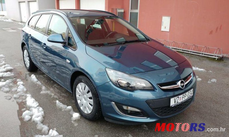 2013' Opel Astra Karavan 1,7 Cdti photo #2