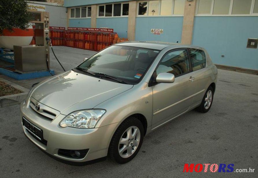 2006' Toyota Corolla 4D4 Automatik photo #1