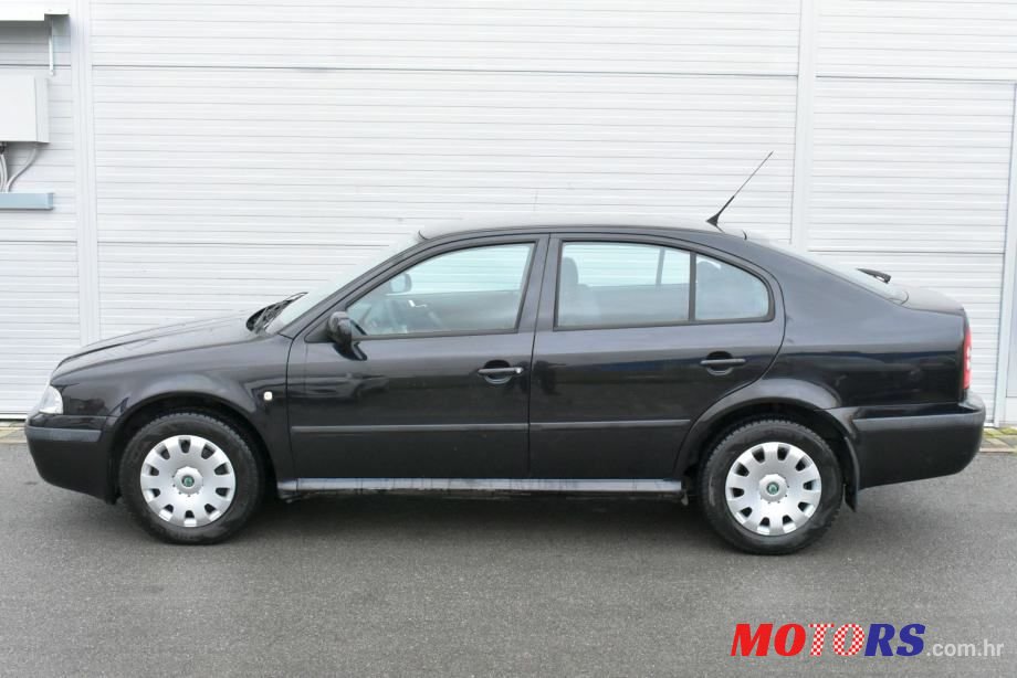 2007' Skoda Octavia 1.4 16V photo #3