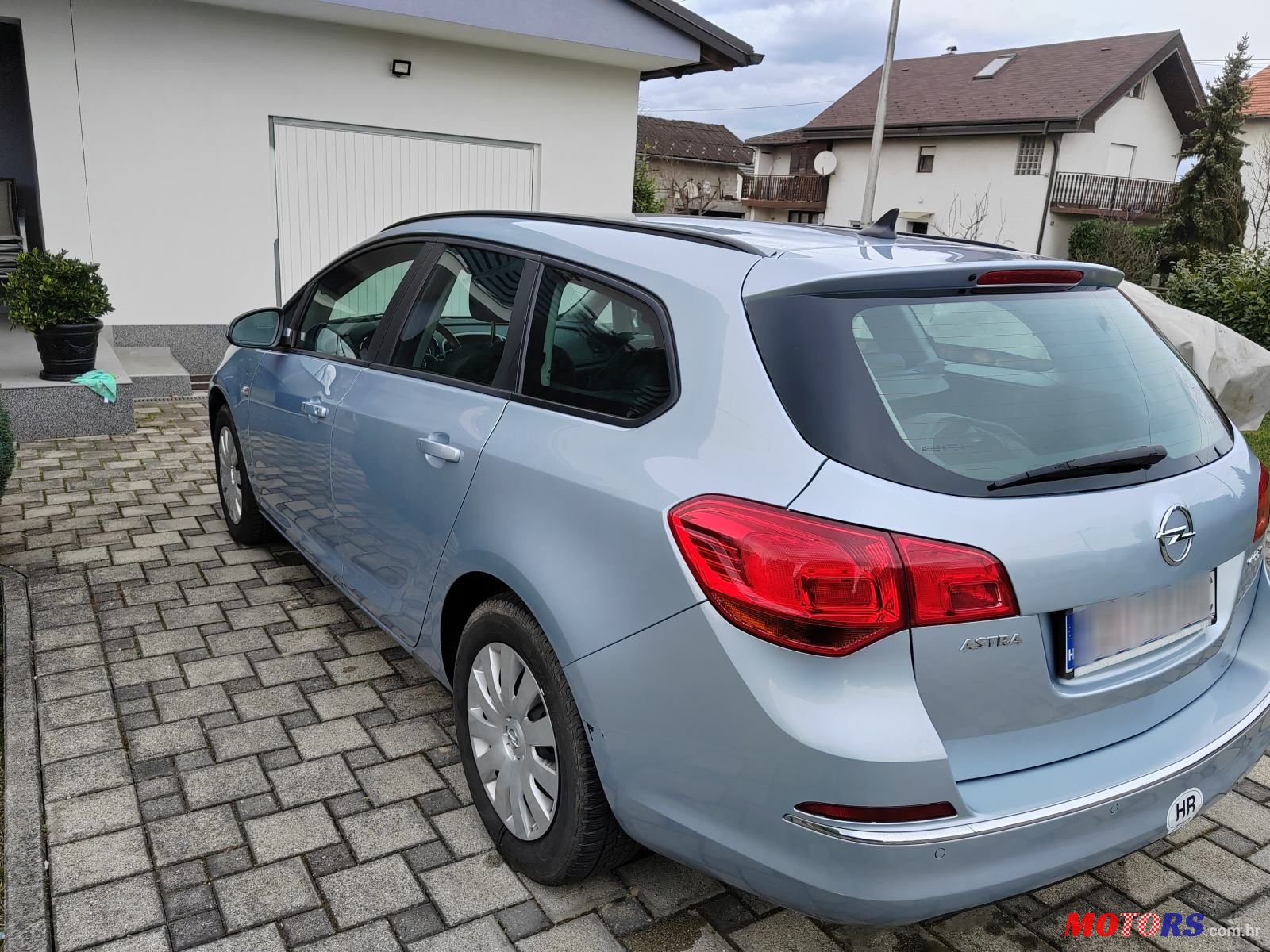 2015' Opel Astra Karavan photo #6