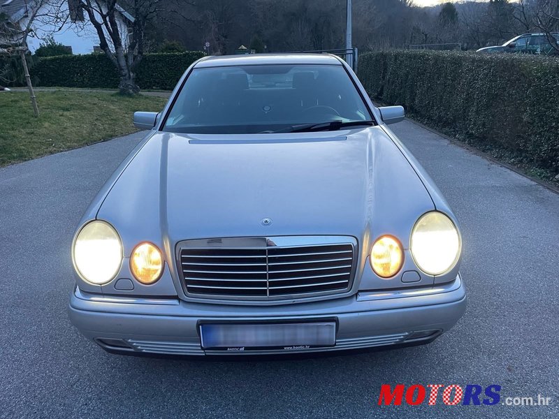 1996' Mercedes-Benz E-Klasa 230 photo #5