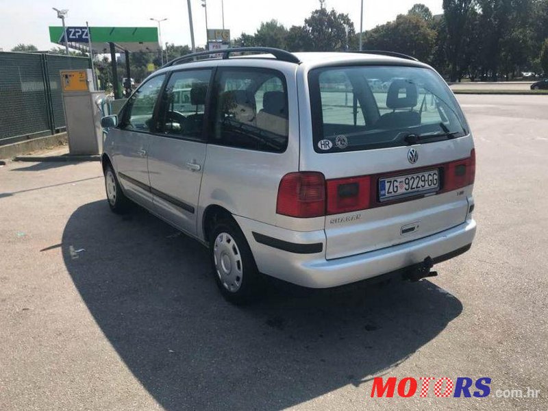 2001' Volkswagen Sharan 1,9 Tdi photo #2