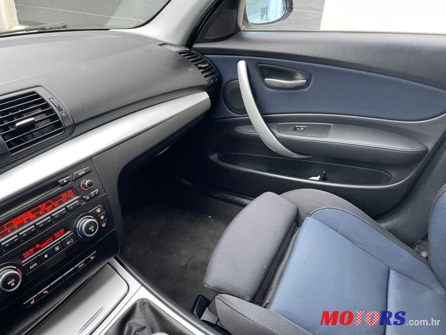 2008' BMW Serija 1 123D photo #4