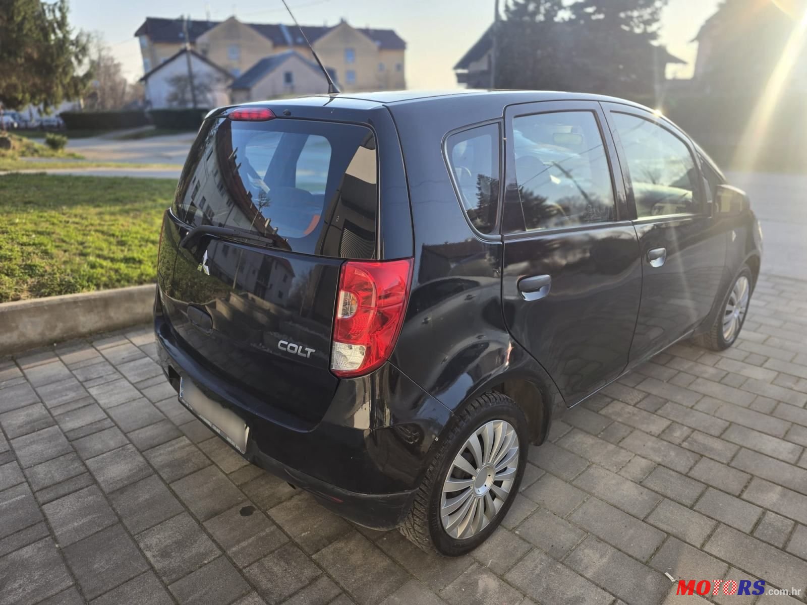 2010' Mitsubishi Colt 1,1 photo #3