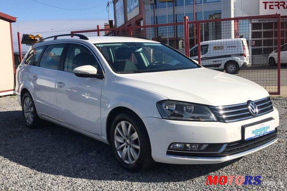 2013' Volkswagen Passat Variant 2,0 Tdi photo #1