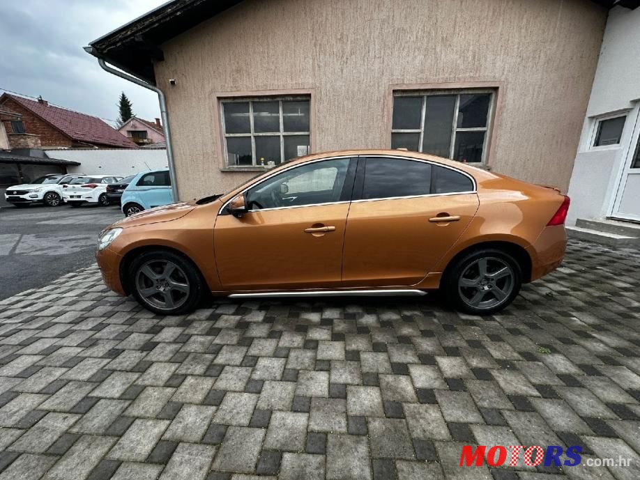 2010' Volvo S60 D5 photo #6