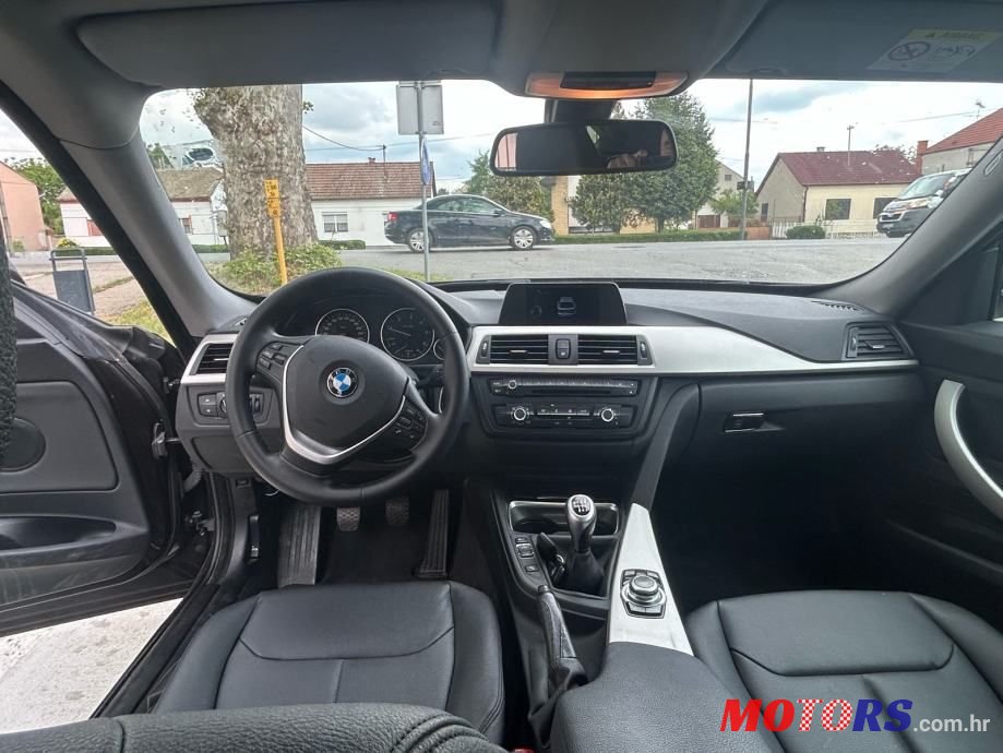2015' BMW Serija 3 318D photo #6