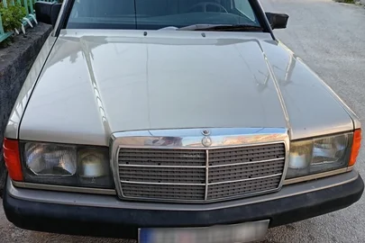 1990' Mercedes-Benz 190 D