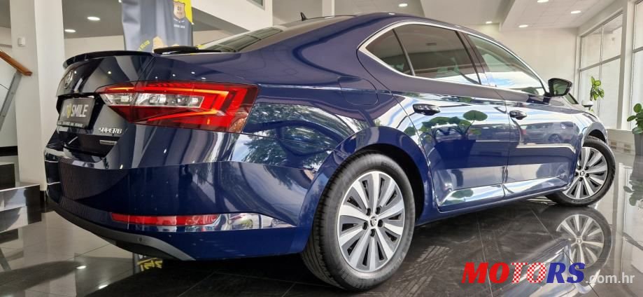 2017' Skoda Superb 1,6 Tdi photo #3