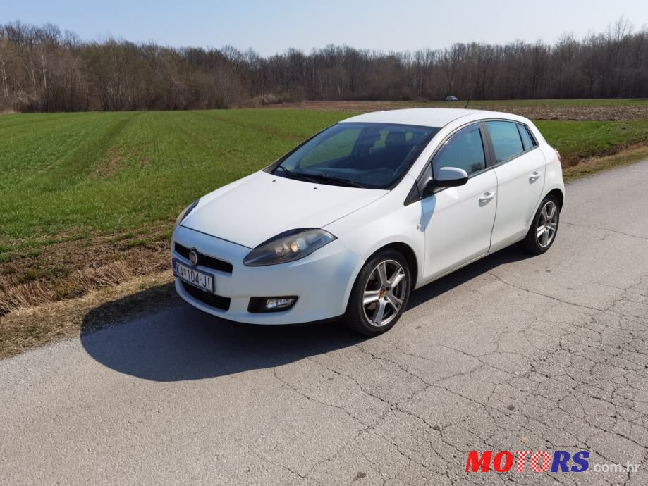 2011' Fiat Bravo photo #1