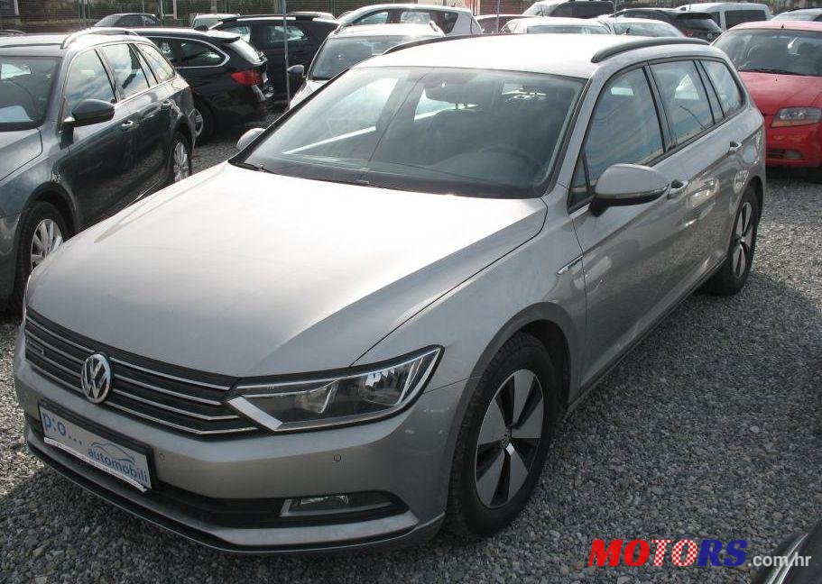 2016' Volkswagen Passat Variant photo #1