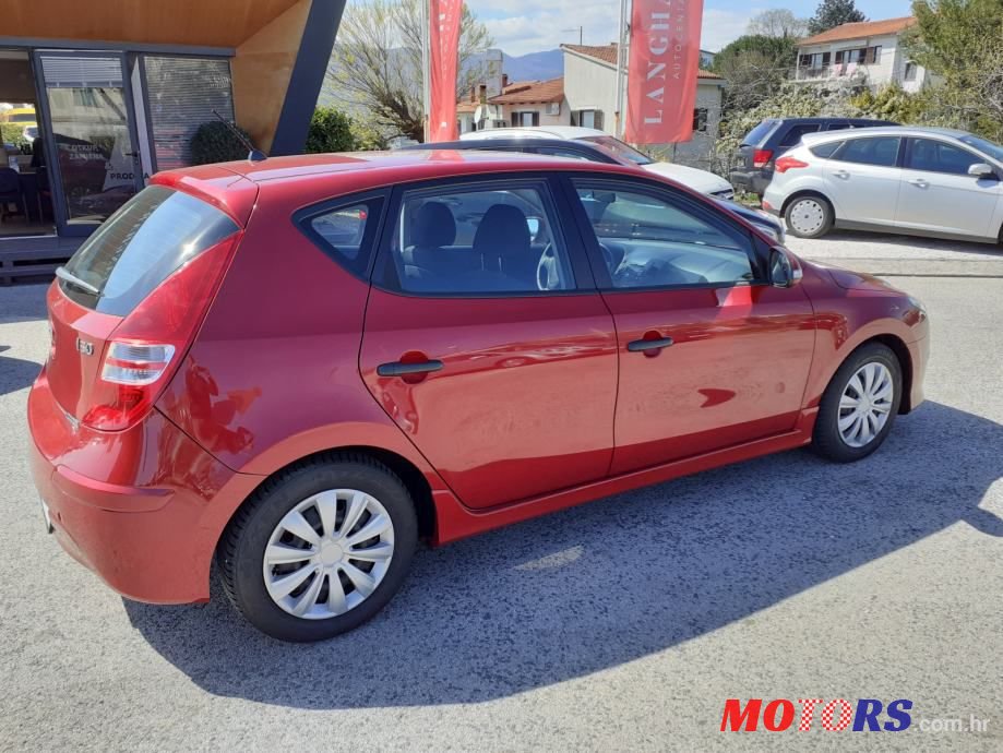 2012' Hyundai i30 1,6 Crdi photo #4