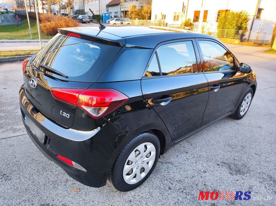 2016' Hyundai i20 1,25 photo #3