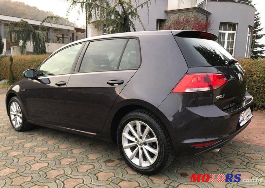 2016' Volkswagen Golf VII 1,6 Tdi Bmt photo #1