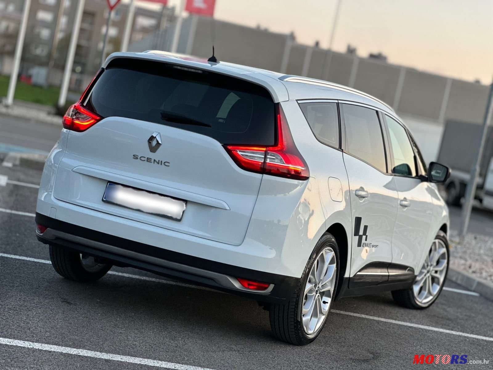 2019' Renault Grand Scenic Blue Dci 120 photo #6
