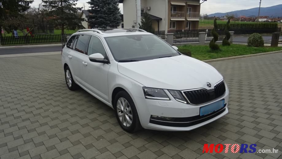 2019' Skoda Octavia Combi photo #4