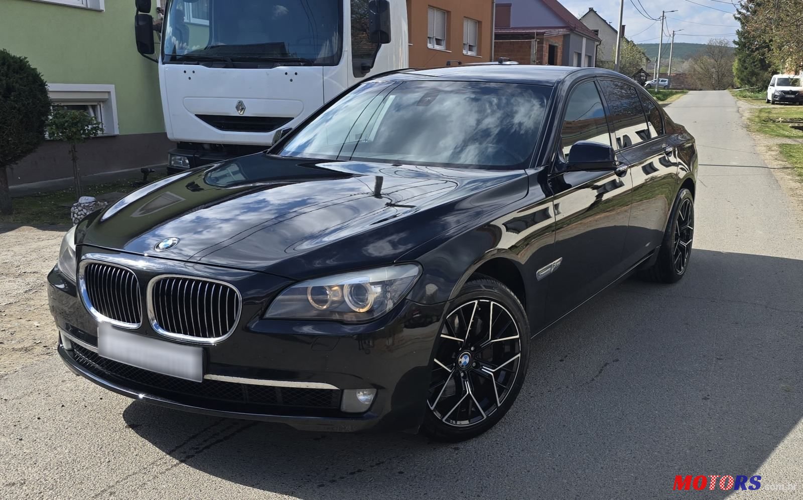 2011' BMW Serija 7 740D photo #3