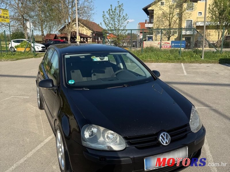 2004' Volkswagen Golf V 1,9 Tdi photo #1