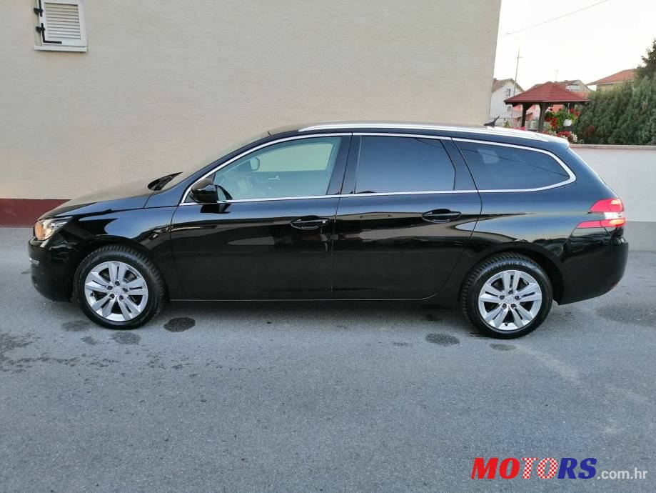 2014' Peugeot 308 Sw photo #5