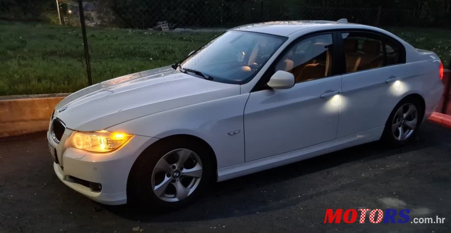 2010' BMW Serija 3 320D photo #2