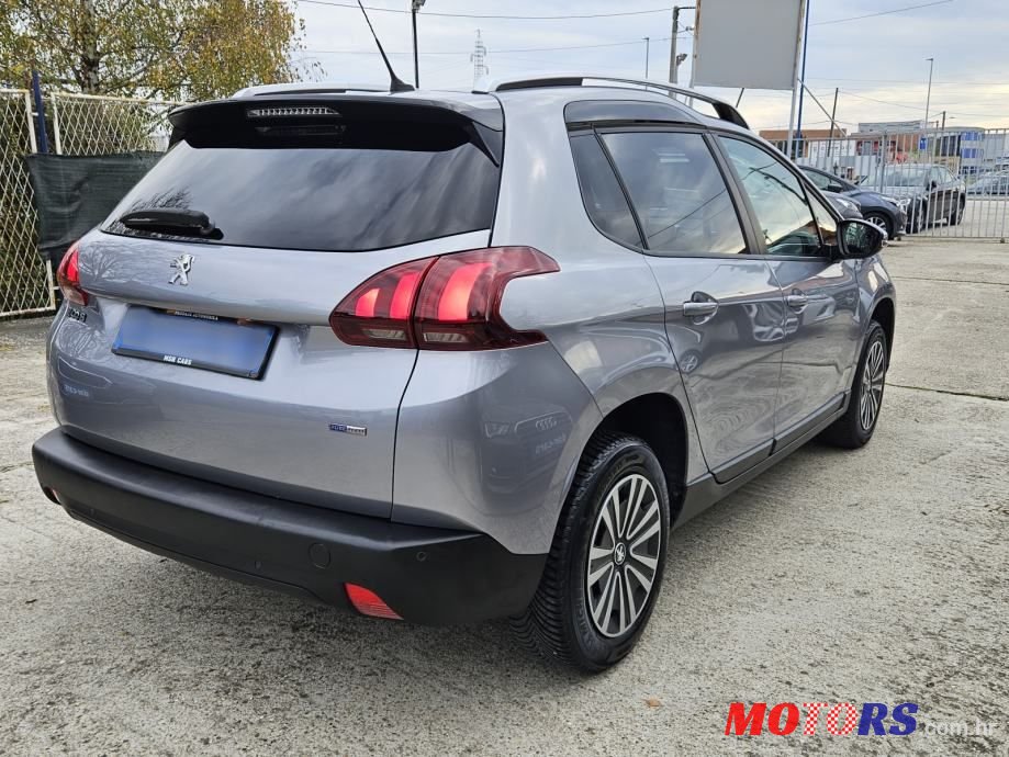 2017' Peugeot 2008 1,2 photo #6