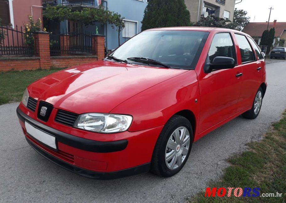 2002' SEAT Ibiza 1,9 Sdi photo #1