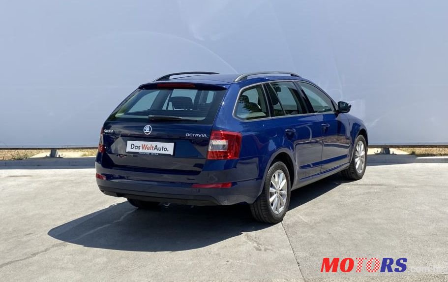2017' Skoda Octavia Combi photo #4