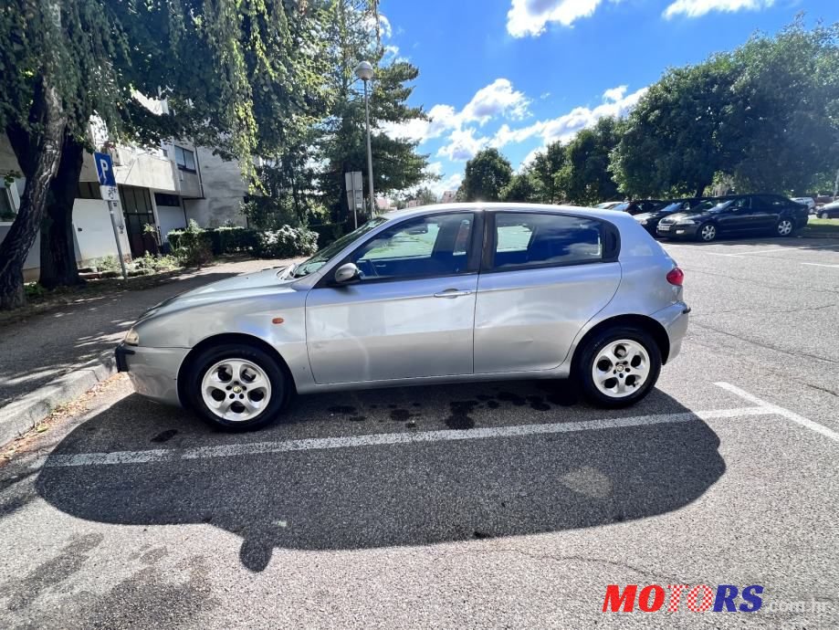 2006' Alfa Romeo 147 photo #3