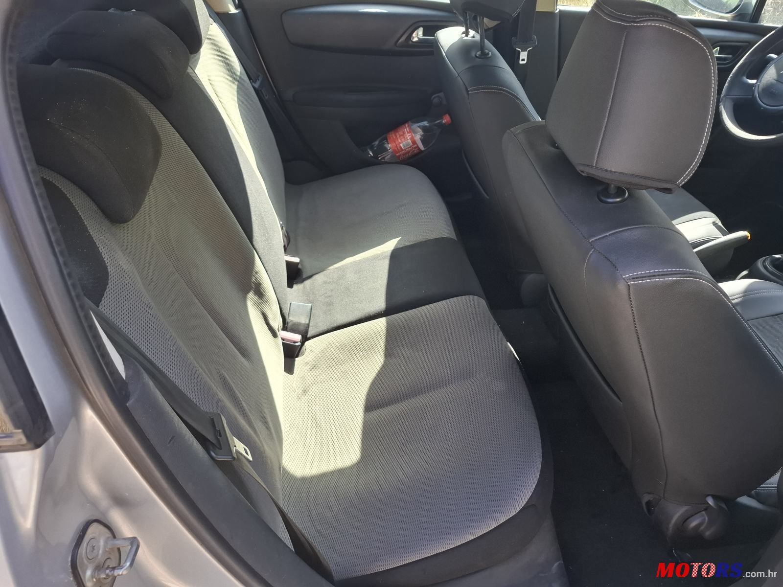 2008' Citroen C4 1,6 Hdi 16V photo #3