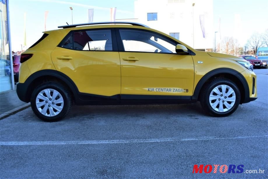 2022' Kia Stonic photo #5