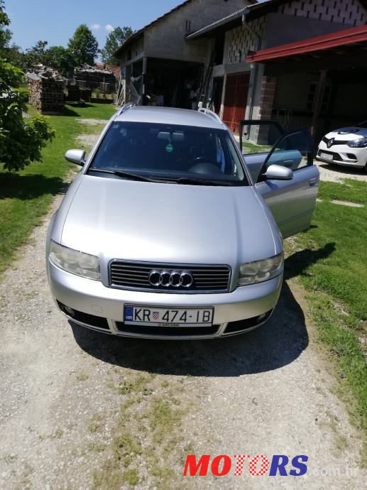 2004' Audi A4 Avant photo #1