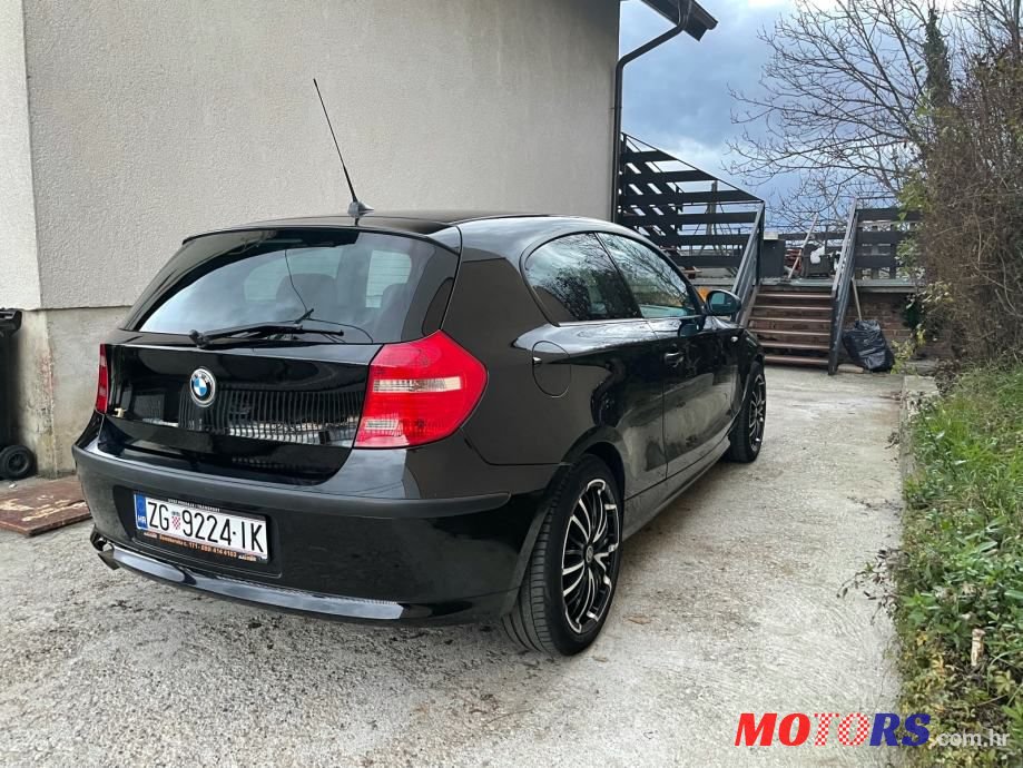 2008' BMW Serija 1 118D photo #4