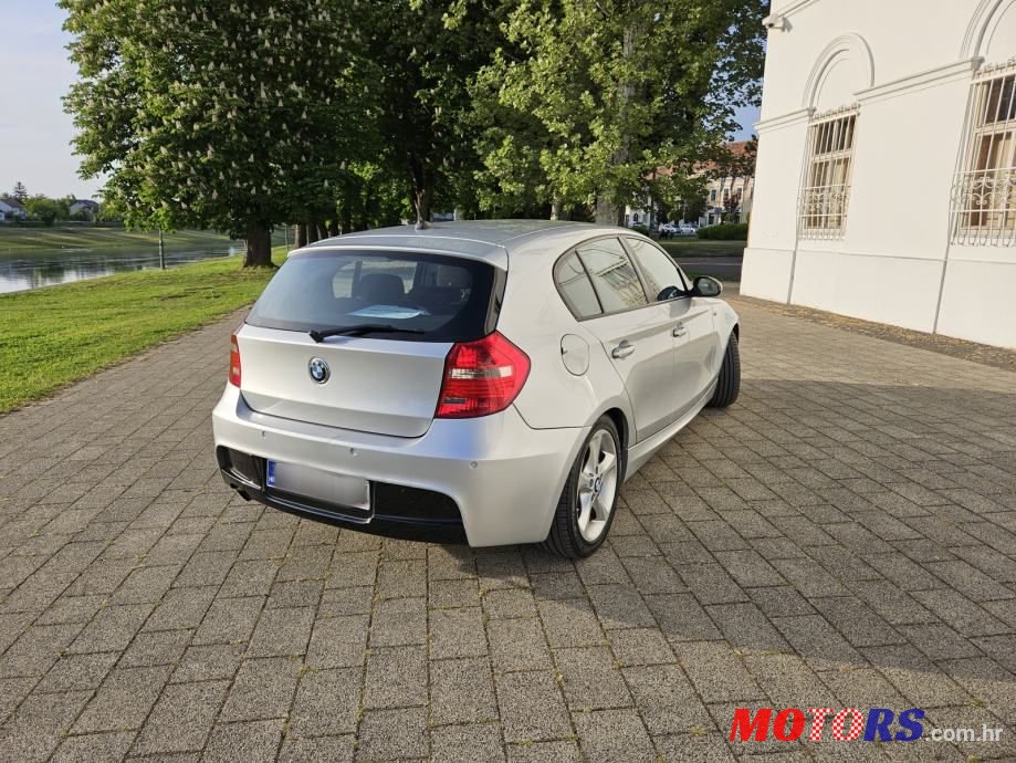 2009' BMW Serija 1 118D photo #6