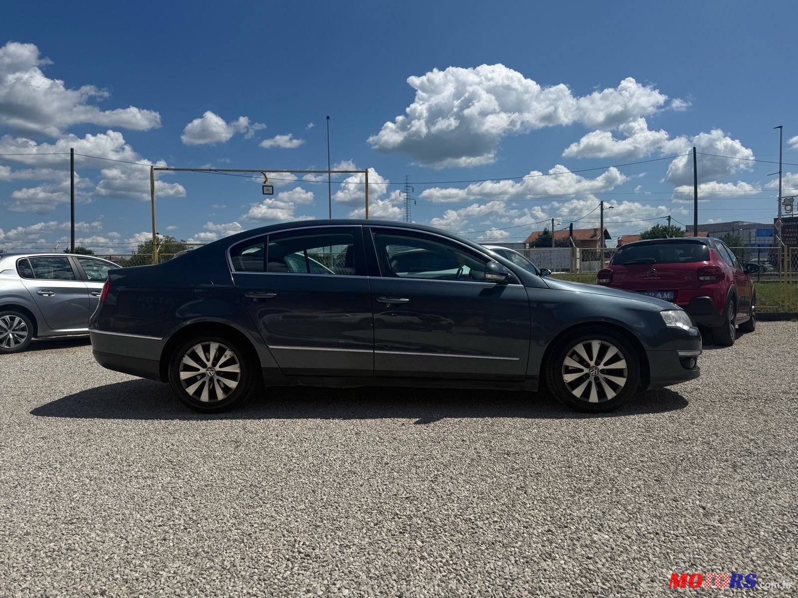 2009' Volkswagen Passat 2,0 Tdi photo #3