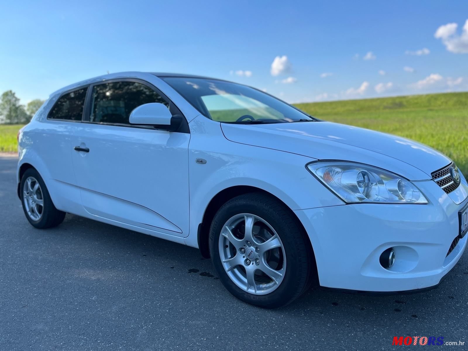 2009' Kia Pro Ceed 1,6 Crdi Lx photo #2