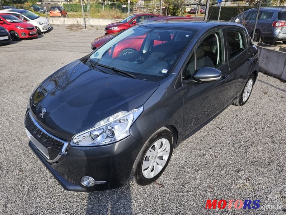 2015' Peugeot 208 1,2 photo #6