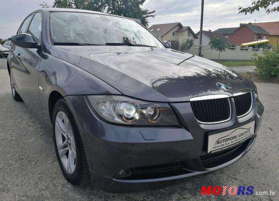 2009' BMW Serija 3 320D photo #1