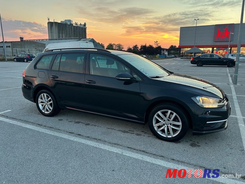 2017' Volkswagen Golf VII Variant photo #3