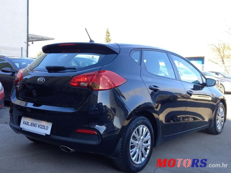 2015' Kia Ceed photo #4