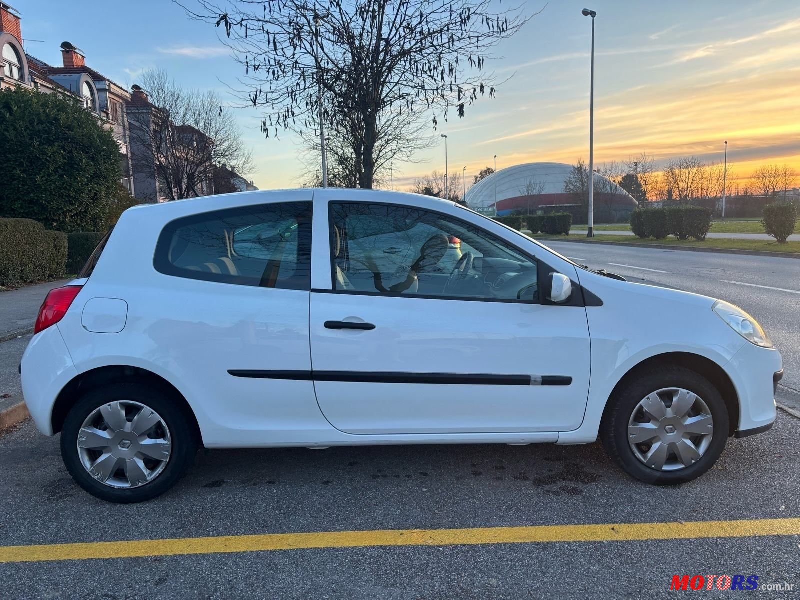 2008' Renault Clio 1,2 photo #6