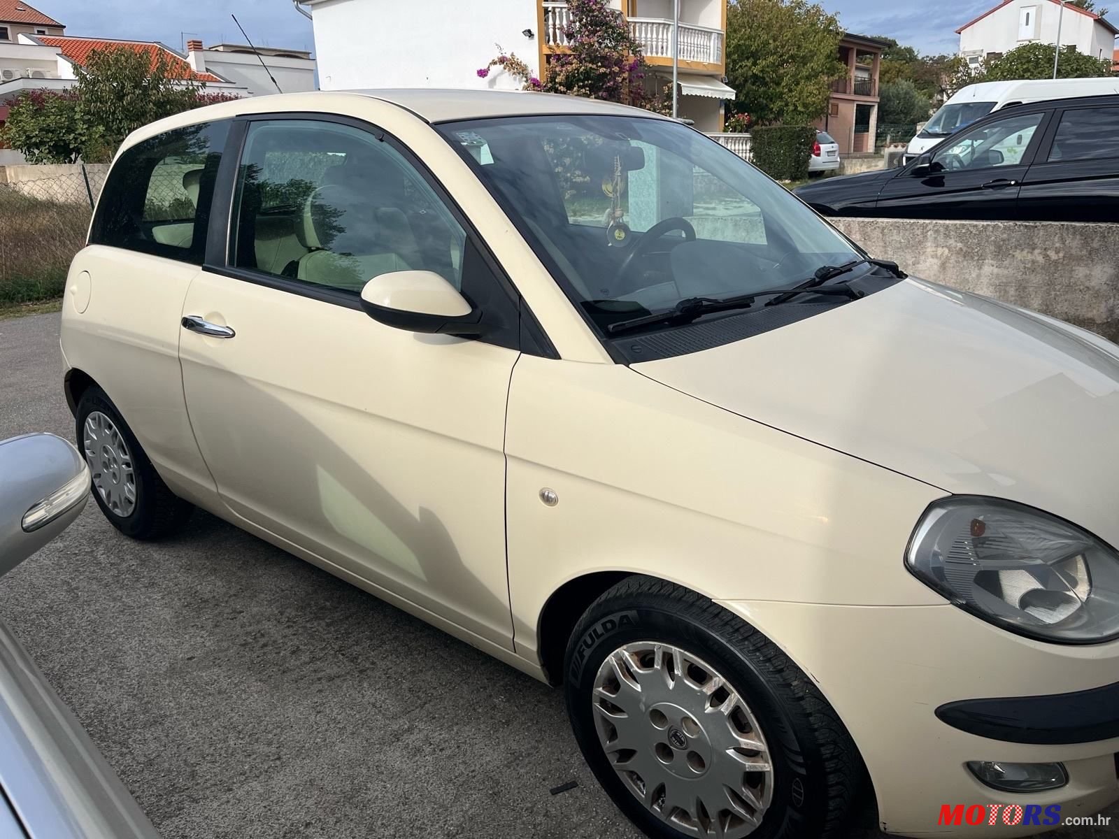 2004' Lancia Y photo #4