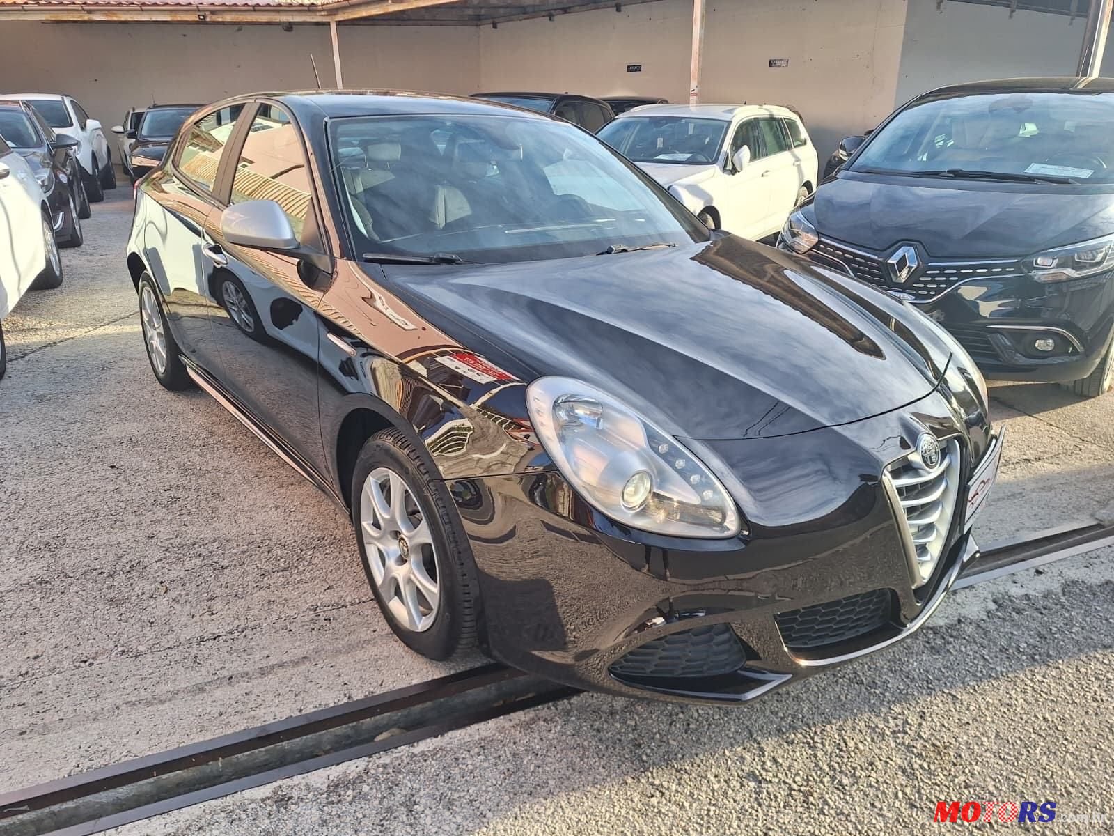 2011' Alfa Romeo Giulietta 1,6 photo #3