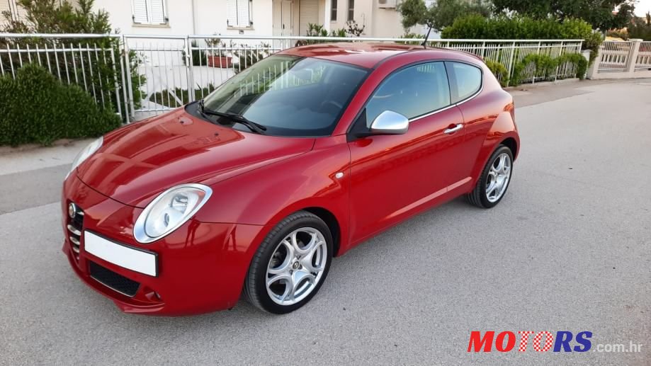 2011' Alfa Romeo MiTo photo #1