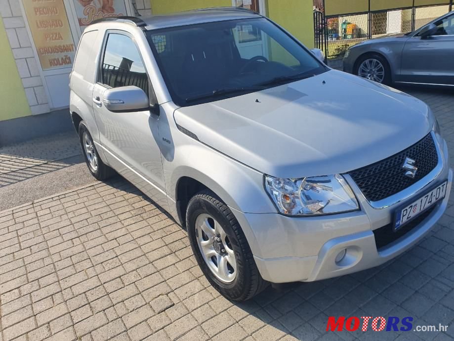 2010' Suzuki Grand Vitara 1,9 photo #3