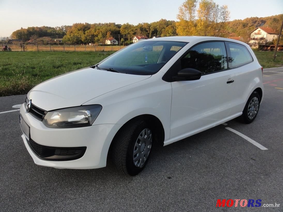 2010' Volkswagen Polo 1,6 Tdi photo #5